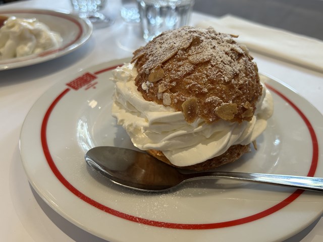 パリで流行の大衆食堂がリヨンにも！】Bouillon Croix-Rousse